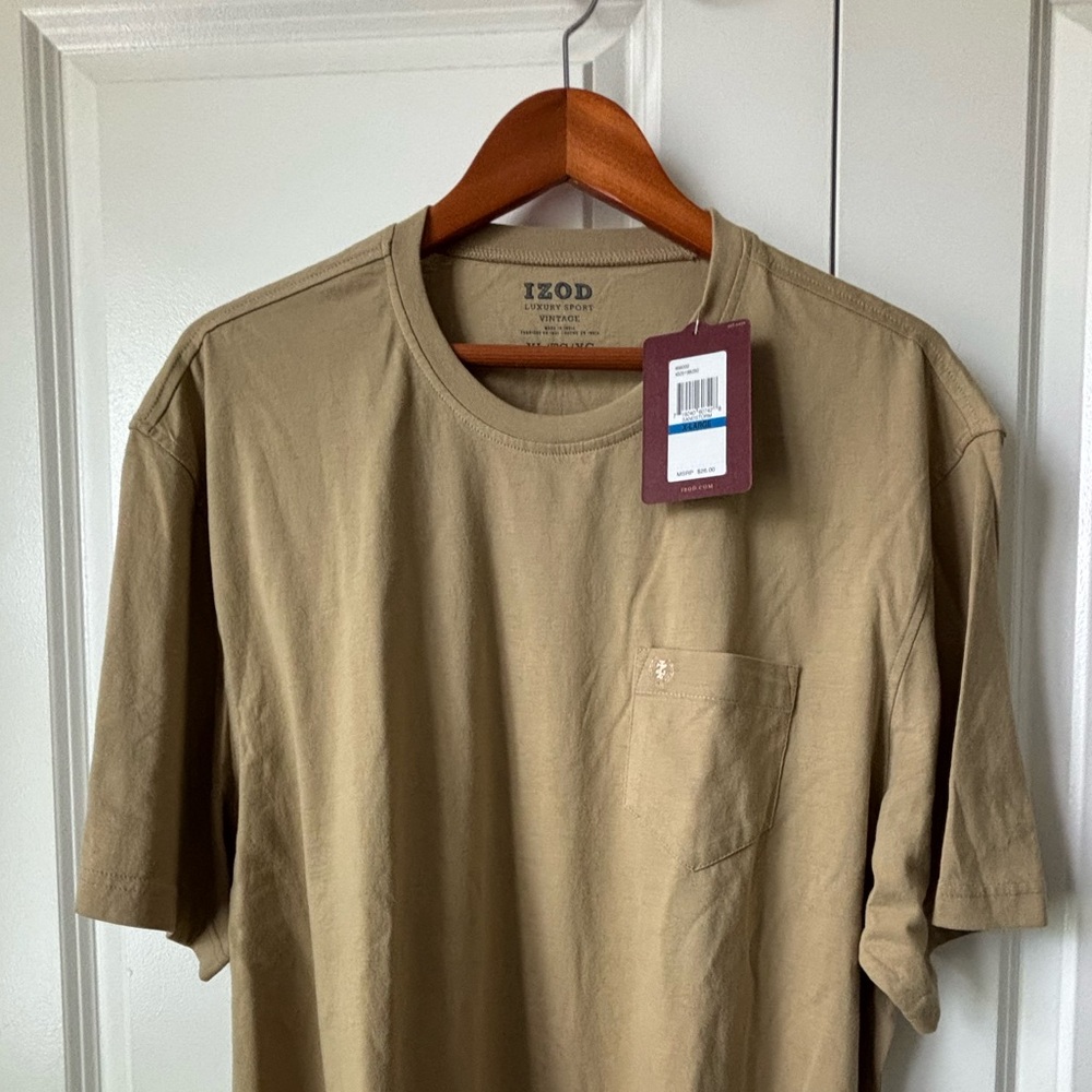 NWT Izod Luxury Sport Vintage Men’s SS Pocket Tee T-Shirt Sandstorm Size XL NEW - Picture 4 of 5